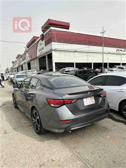 نیسان سێنترا